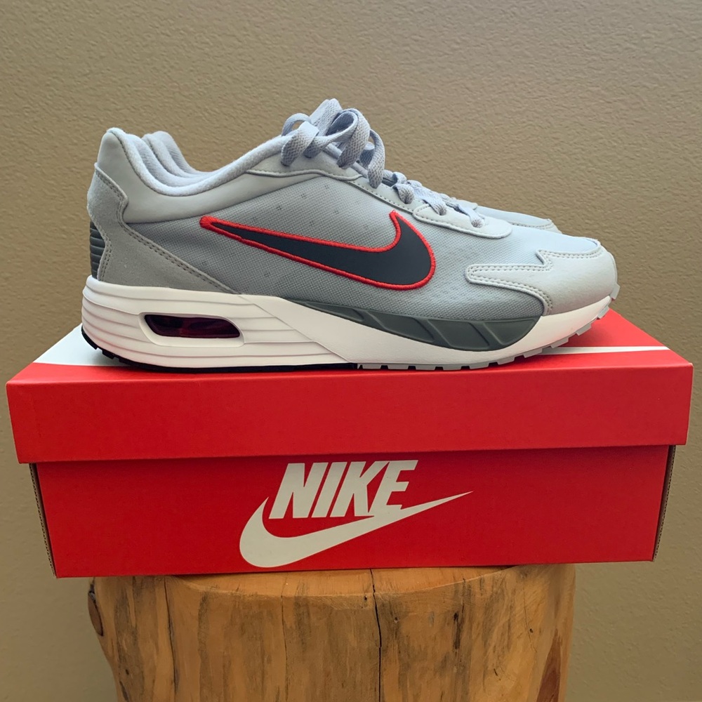 Nike Air Max Solo Wolf Grey/ Red (Men’s Size 9.5). Brand NEW with BOX NO LID